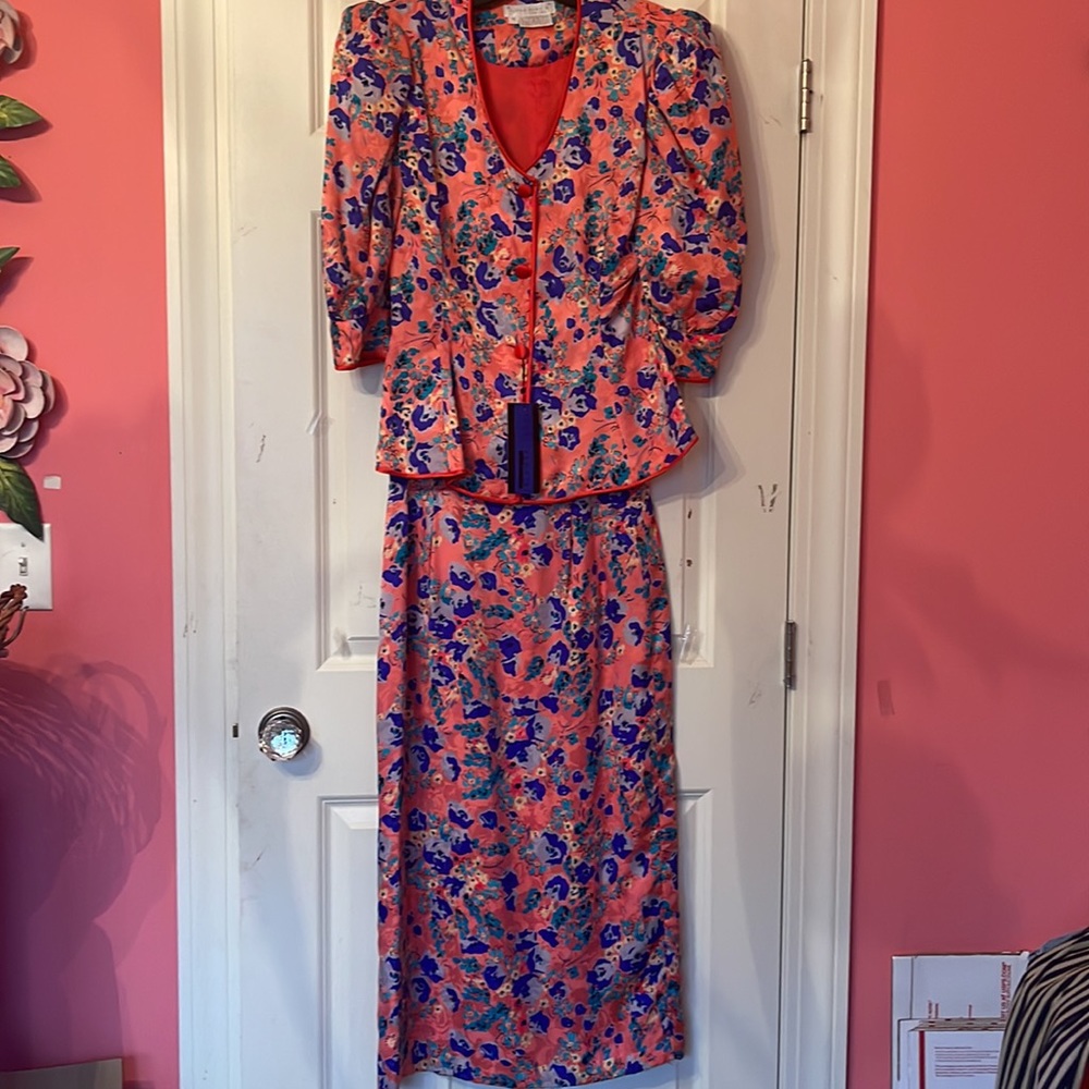 ViNtAgE 1980’s FLORA KUNG silk 2-piece set~ floral blouse & skirt 10 NWT